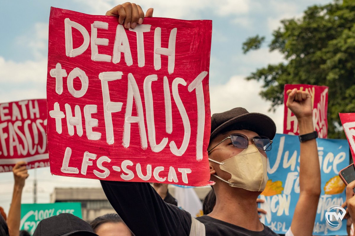 TomasinoWeb's tweet image. To celebrate the 37th anniversary of the bloodless revolution that restored the country’s democracy, progressive organizations staged a mobilization at the People Power Monument in Quezon City today, Feb. 25.

#EDSA37

FULL ALBUM: facebook.com/10006368953565…