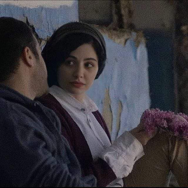 وثم قال #لها : 🖤🦋
- أنـهُ لمن #السهلِ عَليكِ أن تَحملي كُل هذا #الجمَال في #عينيكي 😇 ،
ولمن #الصعَب علينا أن نراه #ونصمَت ...🧡🌸😊

#صباحكم__محبه 🧡🥺🌸