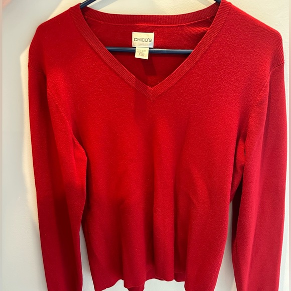 SynShadow6661's tweet photo. So good I had to share! Check out all the items I'm loving on @Poshmarkapp #poshmark #fashion #style #shopmycloset #lkous #aidanmattox #chicos: https://t.co/Dug4jyI4LU https://t.co/wqcm0buHdn