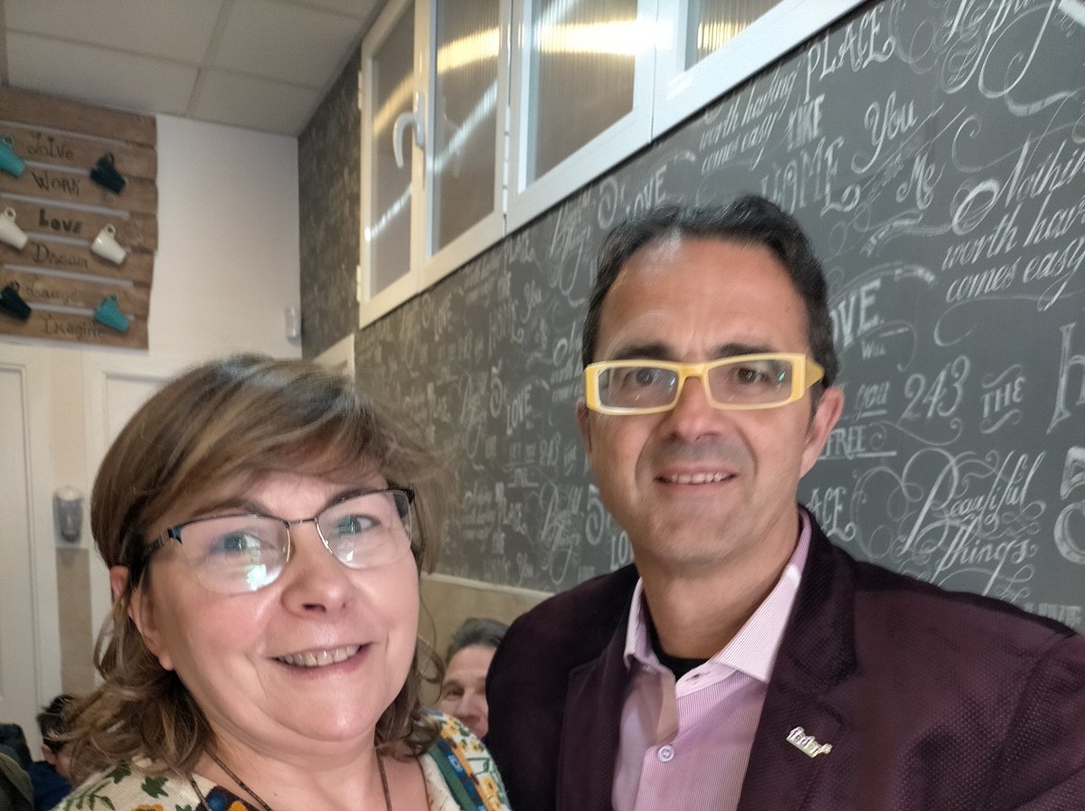 Empezamos la frenética semana de concienciación social de las necesidades de los pacientes y familias con enfermedades raras en Boadilla <a href="/aescdg/">aescdg</a> <a href="/AEGHgenetica/">Asociación Española de Genética Humana (AEGH)</a> @CIBERER <a href="/CedemEMH/">CEDEM</a>