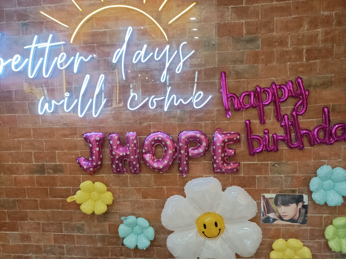 jrabinski13's tweet photo. Joined @CAAMPBangtan's Jhope birthday celebration and I got a JHope LV photocard. How cool is that? 

@BTS_twt #HappyHobiDay #HappyBirthdayJhope https://t.co/6Bx6bQKXM1