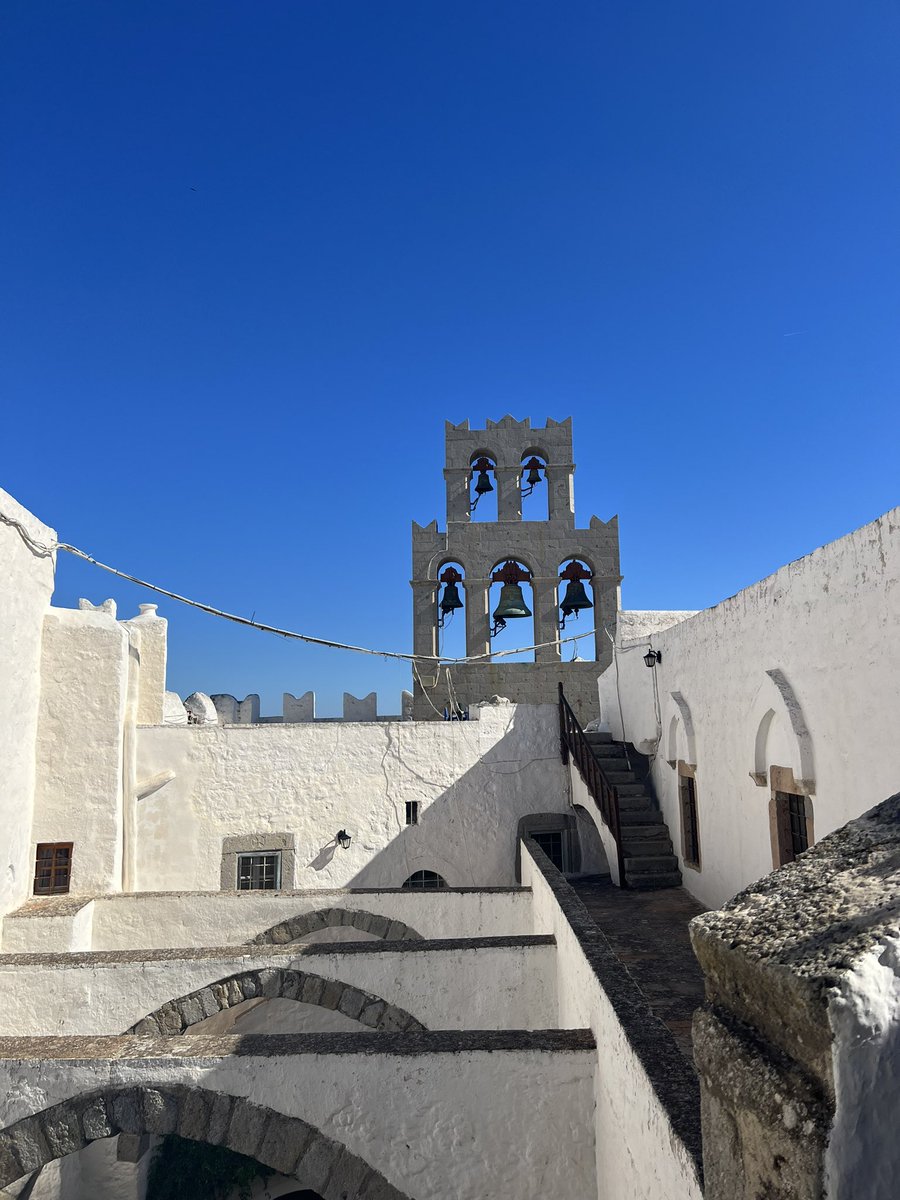 TravelVibes05's tweet photo. Monastery of Saint John, Patmos Island

•
#Greece #patmos #travel #travelblogger #travelling #traveling https://t.co/sxDcgwCkeX