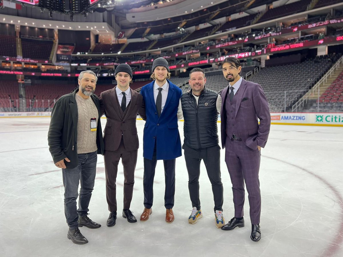 The 6 Sports Leadership tweet media