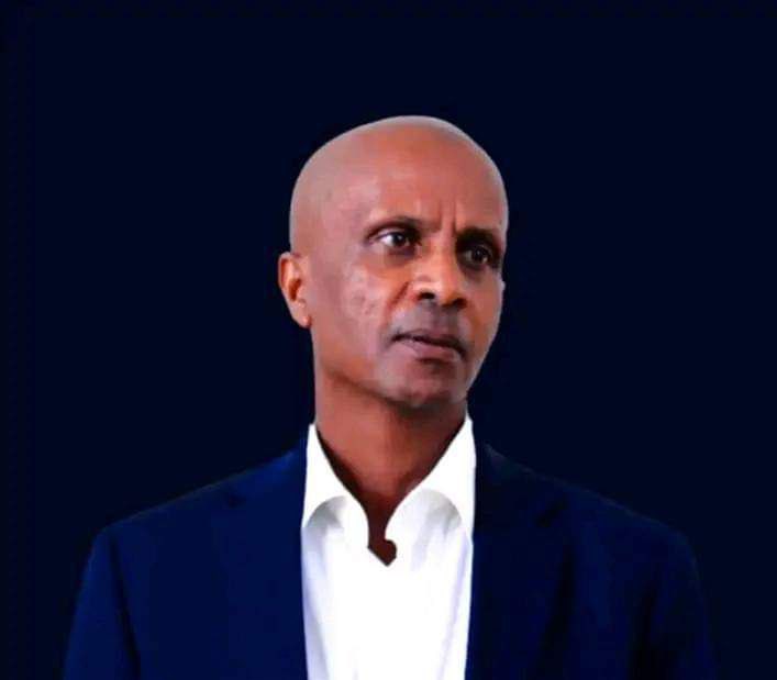 እስክንድር ነጋ በብአዴን ታሰረ‼️

ጎጃም፤ ቡሬ ዳሞት ላይ ክንዱን ከጨበጡ በኋላ ወደ ባሕር ዳር ከተማ ወስደውታል።