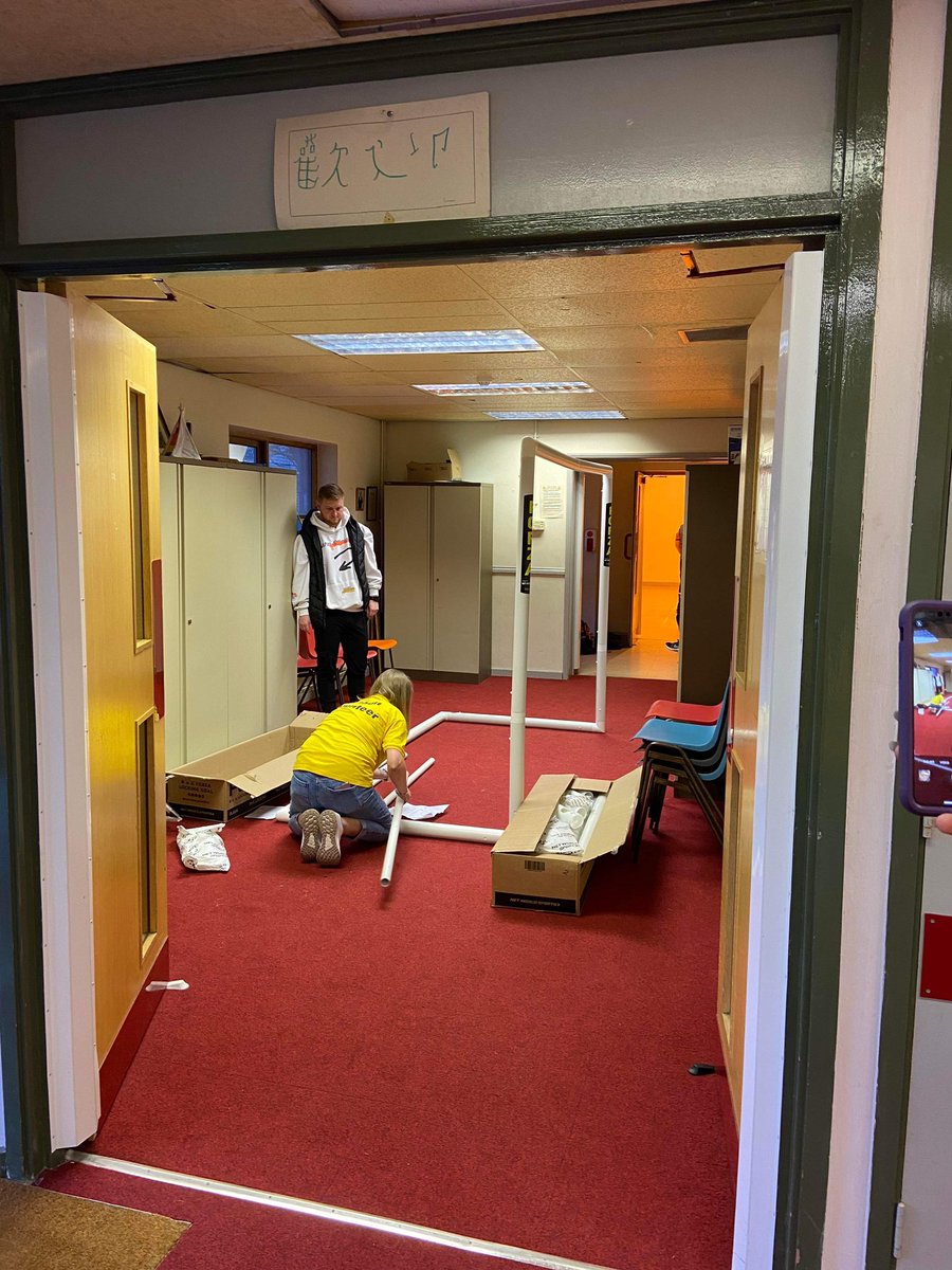 ManseltonYouth's tweet photo. #purchasefail #shouldchecksizesfirst new goal post were bigger than we thought #happyyouths #forzagoalposts #FootballSkills #YouthClub #TimCymru22 #TeamWales22 @StreetGameWales  #indoorfootball #keepthemmoving #keepthemactive https://t.co/IqUkR5niaY