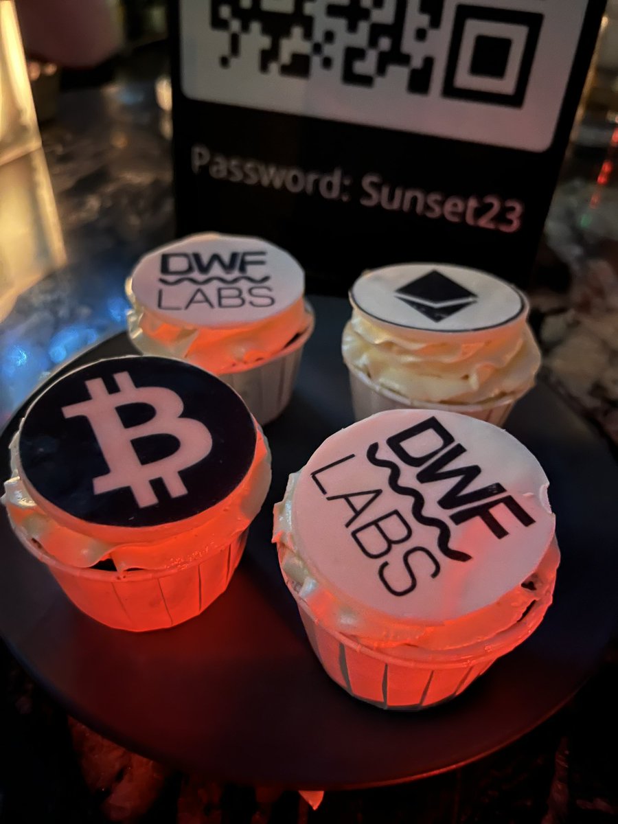 surgecoinlive's tweet photo. Great night with @DwfLabs
#nekoinprotocol #dwflabs #digitalph #web3 #crypto #dubai #remittance3 https://t.co/LDpP7pf63A