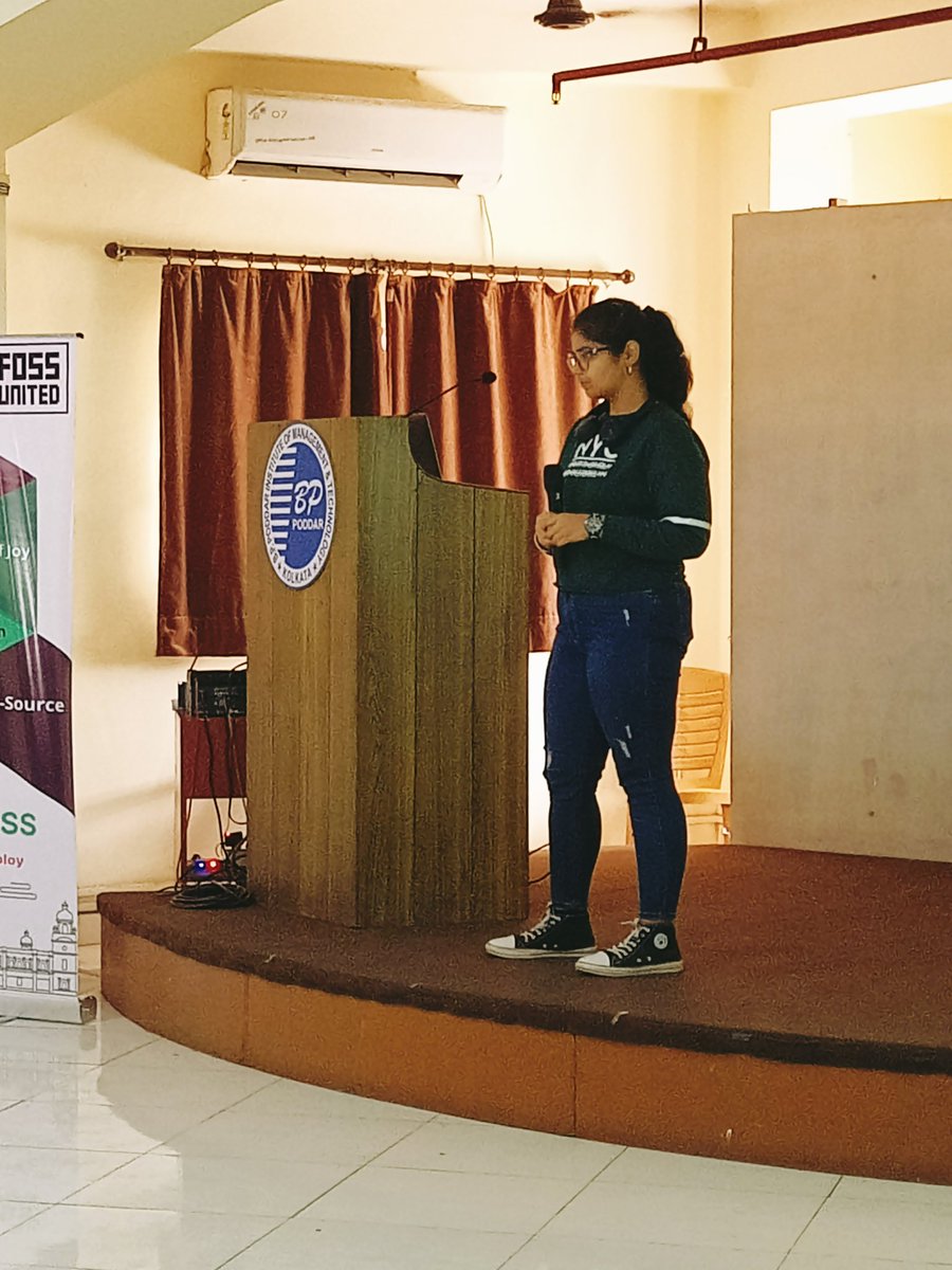 FossKolkata's tweet photo. So after all refreshments, here we begin with the 2nd half of today's event and here we have the first speaker on stage @plastic96_ 

"Building a distributed, event driven architecture using Redis"

@FOSSUnited @Keployio 

#foss #FOSSUnited #opensource #event https://t.co/syG4hozcgJ