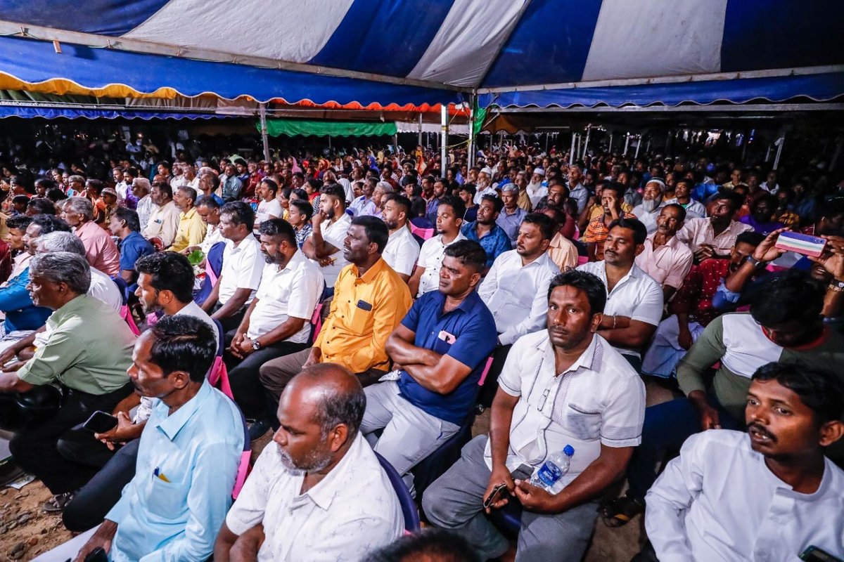acmcofficial's tweet photo. මන්නාරම විජයග්රාහී ජන රැළිය
வெற்றிகரமான மன்னார் பொதுக்கூட்டம்
Public rally in #Mannar
#SajithPremadasa #WhySajith #SamagiJanaBalawegaya #SriLanka #Mannar #RishadBathiudeen #acmcParty #acmcSriLanka #LeaderRishadBathiudeen #rb4Nation https://t.co/sRpbFi1Dv0