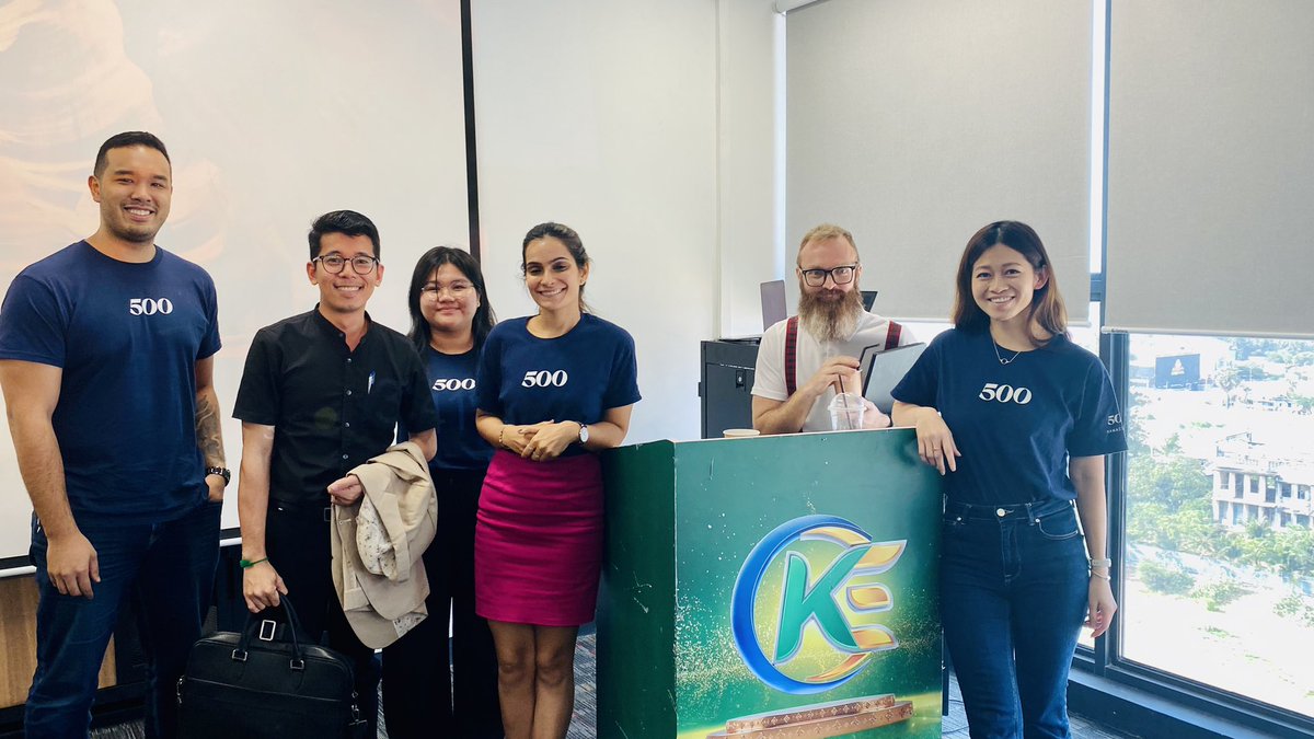 phousophorn's tweet image. First week training #ANGKOR500 Accelerator Program. #PHSARTECH Makes your affordable platform to support your business digitally and promote branding.