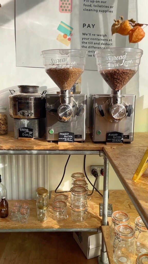 <a href="/jarrmarket/">Jarr Market</a> are all stocked up this weekend, so you can top up too! Plenty of ingredient- inspiration and who can resist the chance to make your own peanut butter? Head to 67 Stoke Newington High Street ⭐️
 #seeyouinstokey  #stokey  #stokenewington  #n16  #shoplocal #indepen…