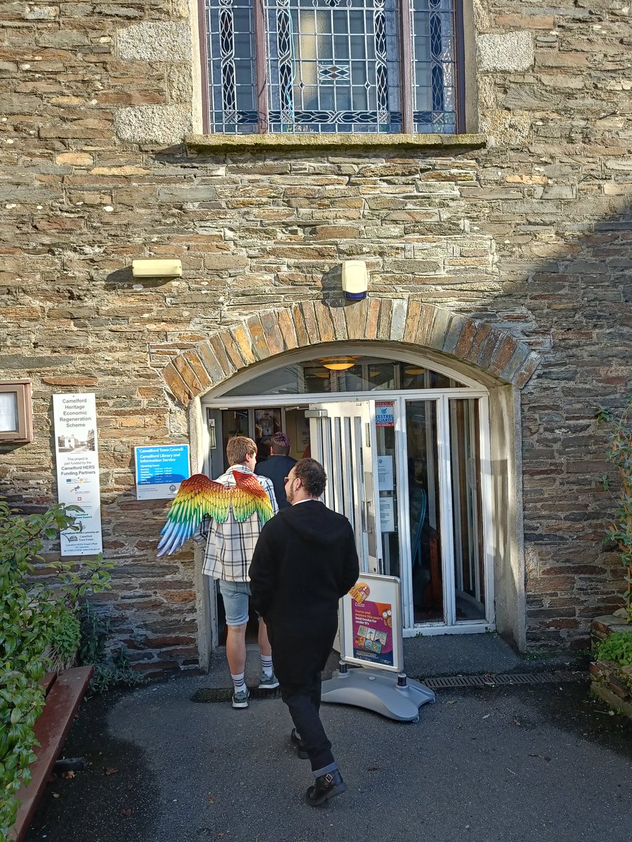 We're here at Camelford Library! What a beautiful day to celebrate pride 😊🏳️‍🌈 #KeepItCHAOS #ComeOutForCornwallPride