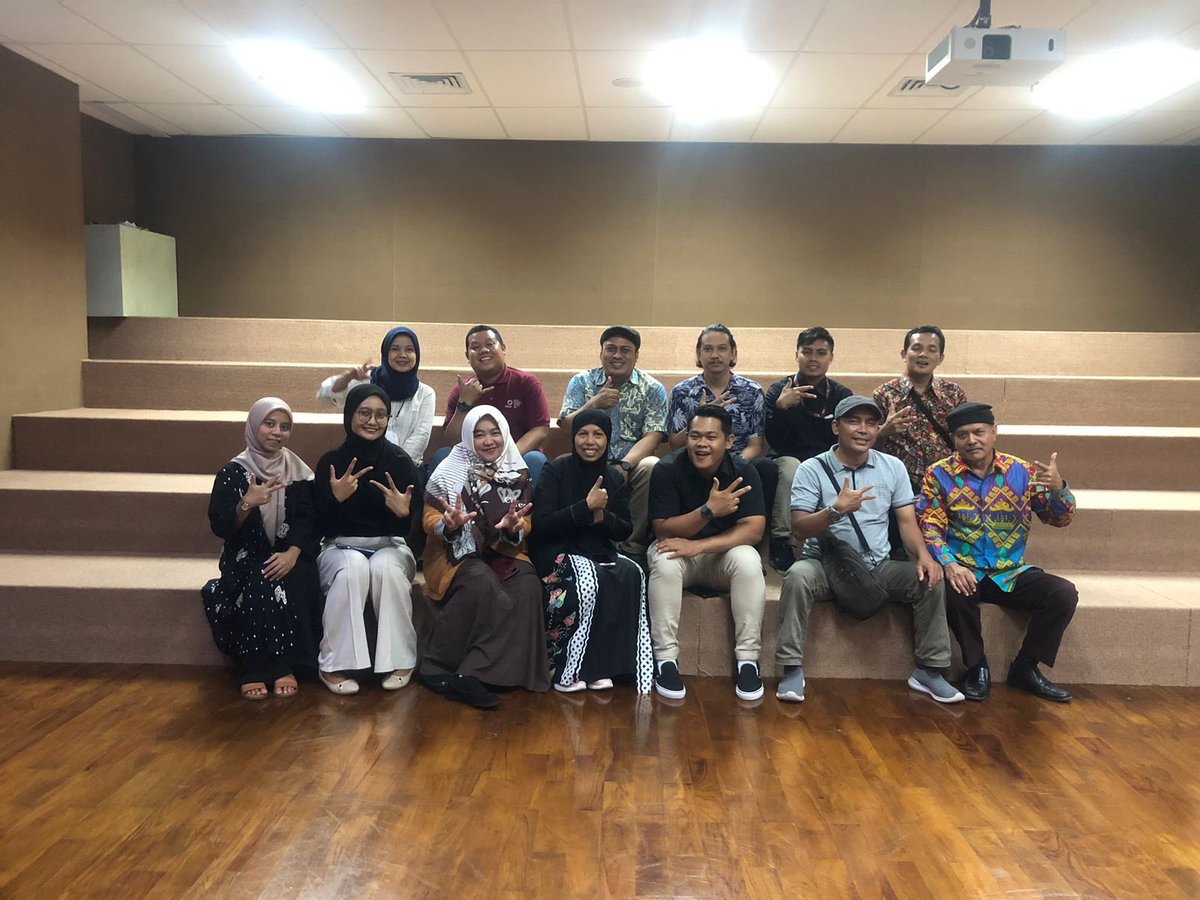 UMJT_Madiun's tweet photo. Workshop pengembangan praktikum komunikasi APIK PTMA di @KomunikasiUAD @klik_uad | @diktilitbang #apikptma https://t.co/TDeUYnuPA8