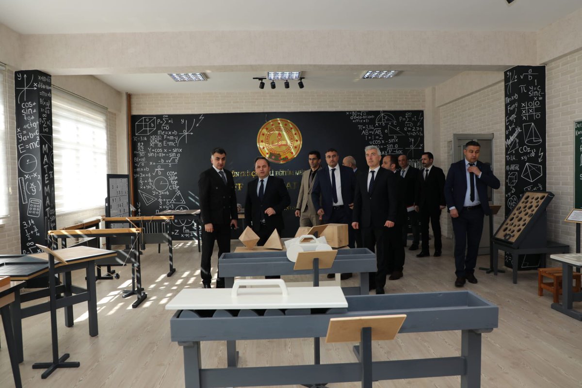 Ordu_MEM's tweet photo. Müdürümüz @mfvargeloglu, Ünye Bilim ve Sanat Merkezinin yeni binasında atölye ve derslikleri ziyaret etti. Yeni binanın hayırlı olması temennisinde bulundu. Yürütülen faaliyetler ile ilgili bilgi aldı.

#eğitimkentiORDU
#Ordu

@tcmeb @prof_mahmutozer @yunus_arinci @GelenMustafa https://t.co/lI1rfja57m