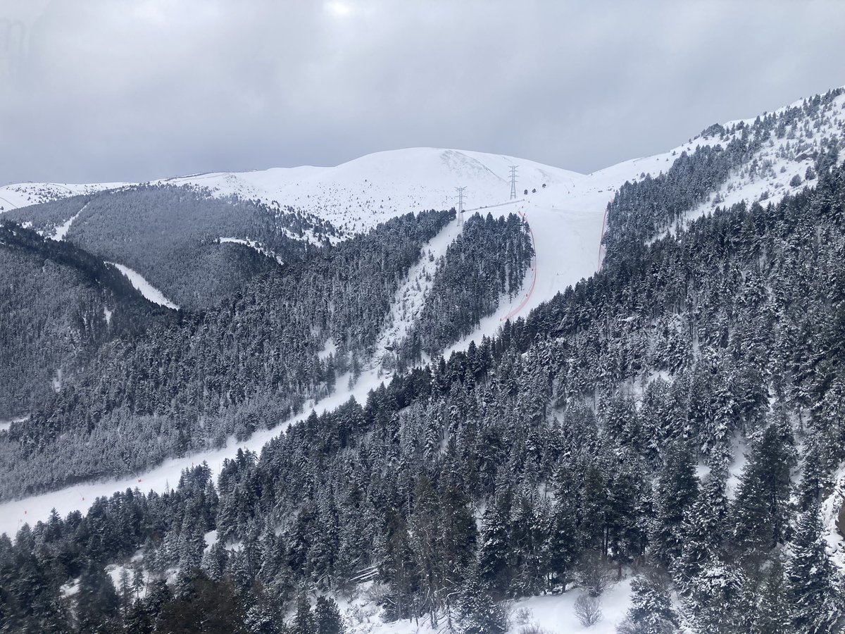 JICervera's tweet image. Bon dia. #powderalert ❄️@SnowLaMolina #Pirineu #ski #snow #Pyrenees #meteo