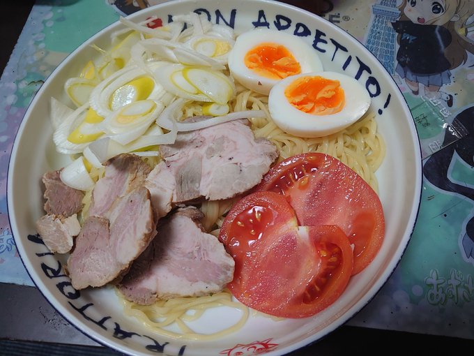 というわけでクソ寒いけど冷麺

エビなかったのときゅうり食えないのでこれ許して(;・∀・) 
