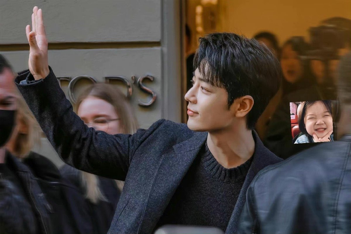 ดีย์มากกกกก ชั้นรักเค้า 😍❤️

#XiaoZhan #XiaoZhanxTodsFM23 
#MFW #TodsFW23