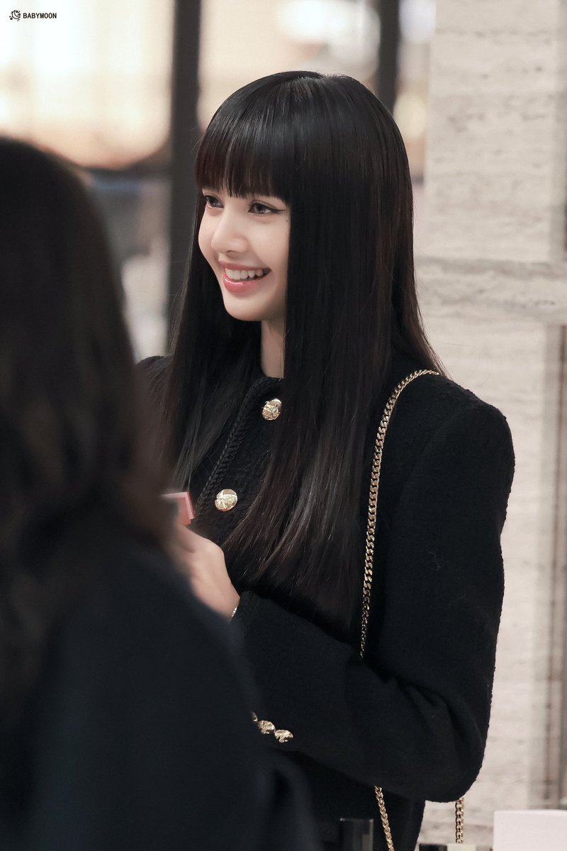 (hq) 230224 celine 👸🏼
#블랙핑크 #리사 #BLACKPINK #LISA