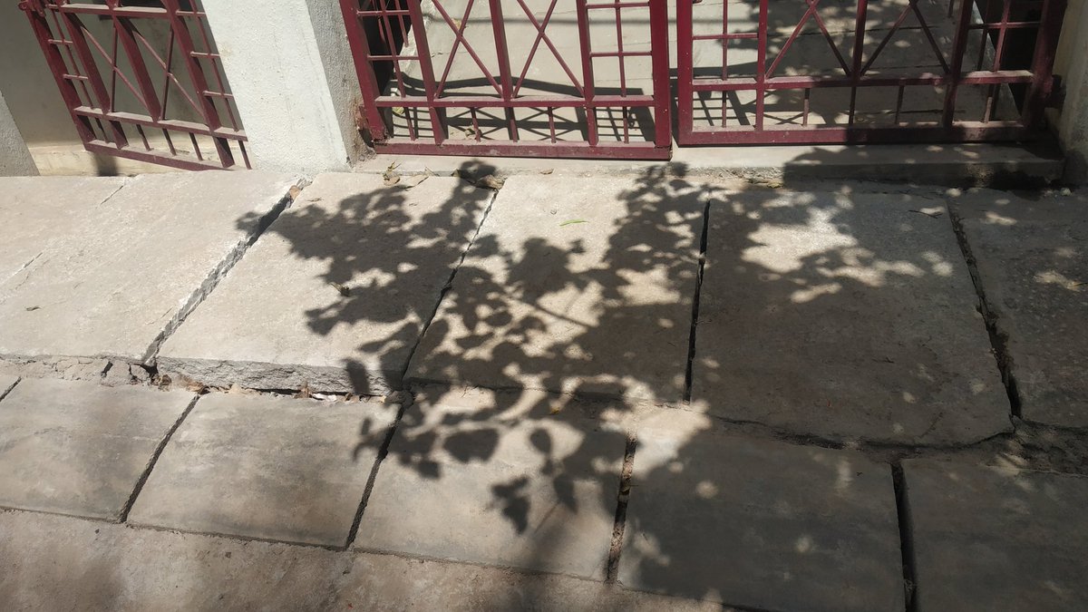 ashwinvedeshwar's tweet photo. @VSOMANNA_BJP @VSomannaBJP @Tejasvi_Surya @BBMPCOMM @BBMPAdmn @TOIBengaluru @PMOIndia @VVani4U @VijayaKarnataka this is the horrific pavement work at Sairama apartment, 1main, 5 cross, Govinda raja nagar, Bangalore. From last 4 months we are facing the issue, no response. https://t.co/DX6U4BqaXo