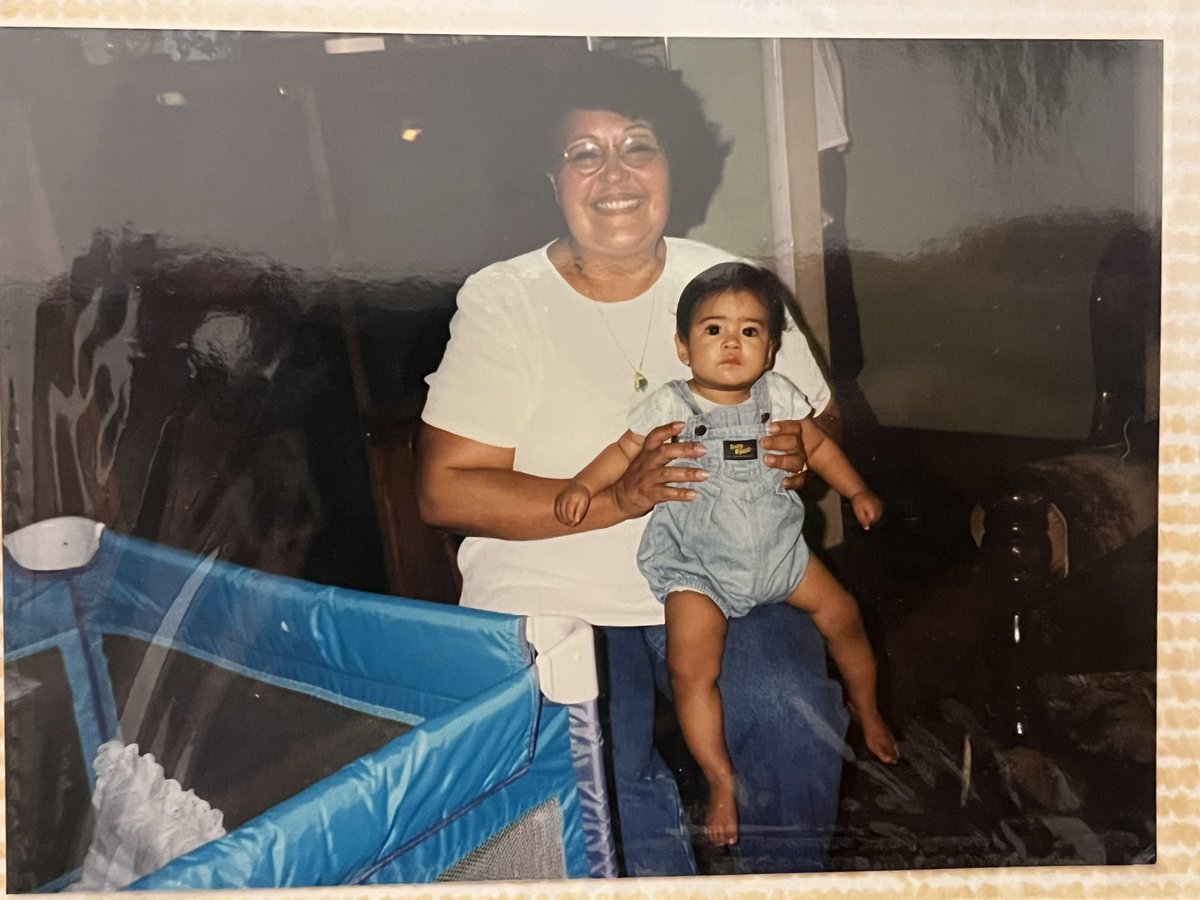 Life hasn’t been easy for me, even tho I keep movin and keep living my life, I’m hurting. Social media sucks and a lot of the time only shows peoples successes, but I think it’s okay to point out to the hard times. Because we all live in this world of pain. I miss you nana.