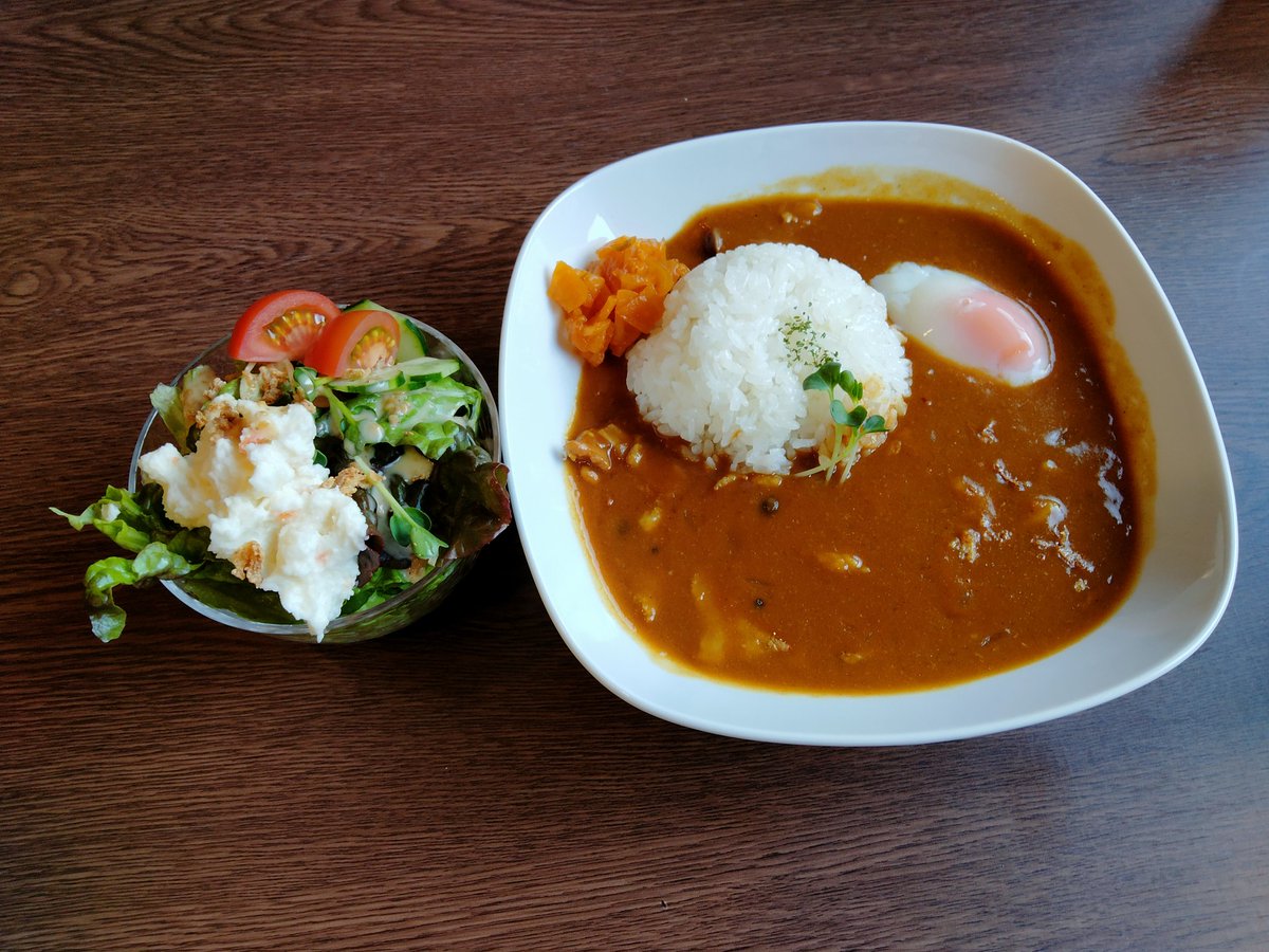 h_wagonr's tweet photo. 友達とネコチャンチに行ってきました🐱
とっても美味しかったです😋 https://t.co/jdEGvsjWgo