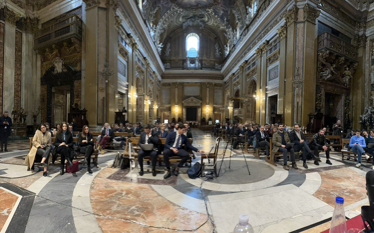 OcchettaF's tweet photo. Grazie mille a @connessioniFP 
Adesso lavori di gruppo e poi pranzo condiviso.
Con @cafiero_cc e @luigibartone https://t.co/Pk1fAGNOXH