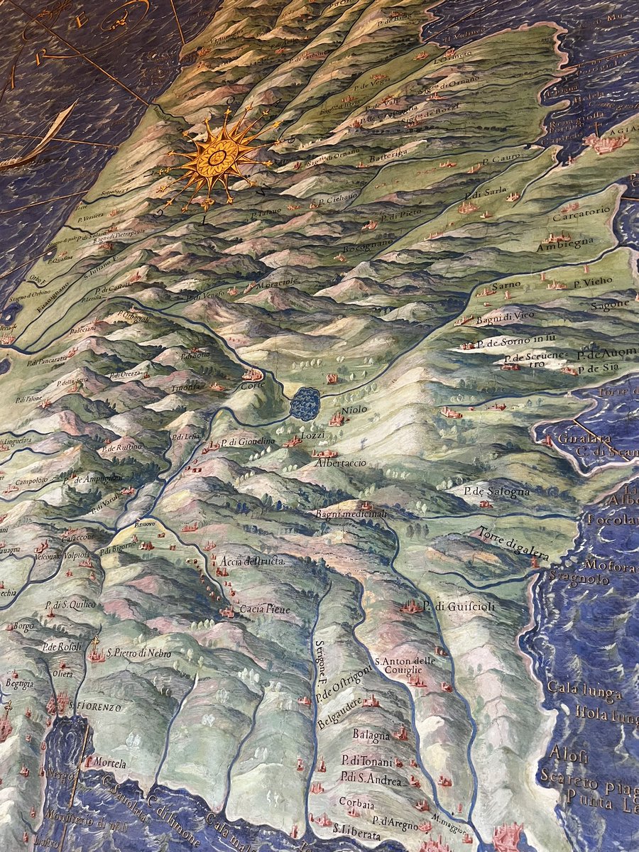 SantoniLucia's tweet photo. Galleria delle carte geografiche #Roma #Vatican #Corsica https://t.co/WxUTtQTKoa