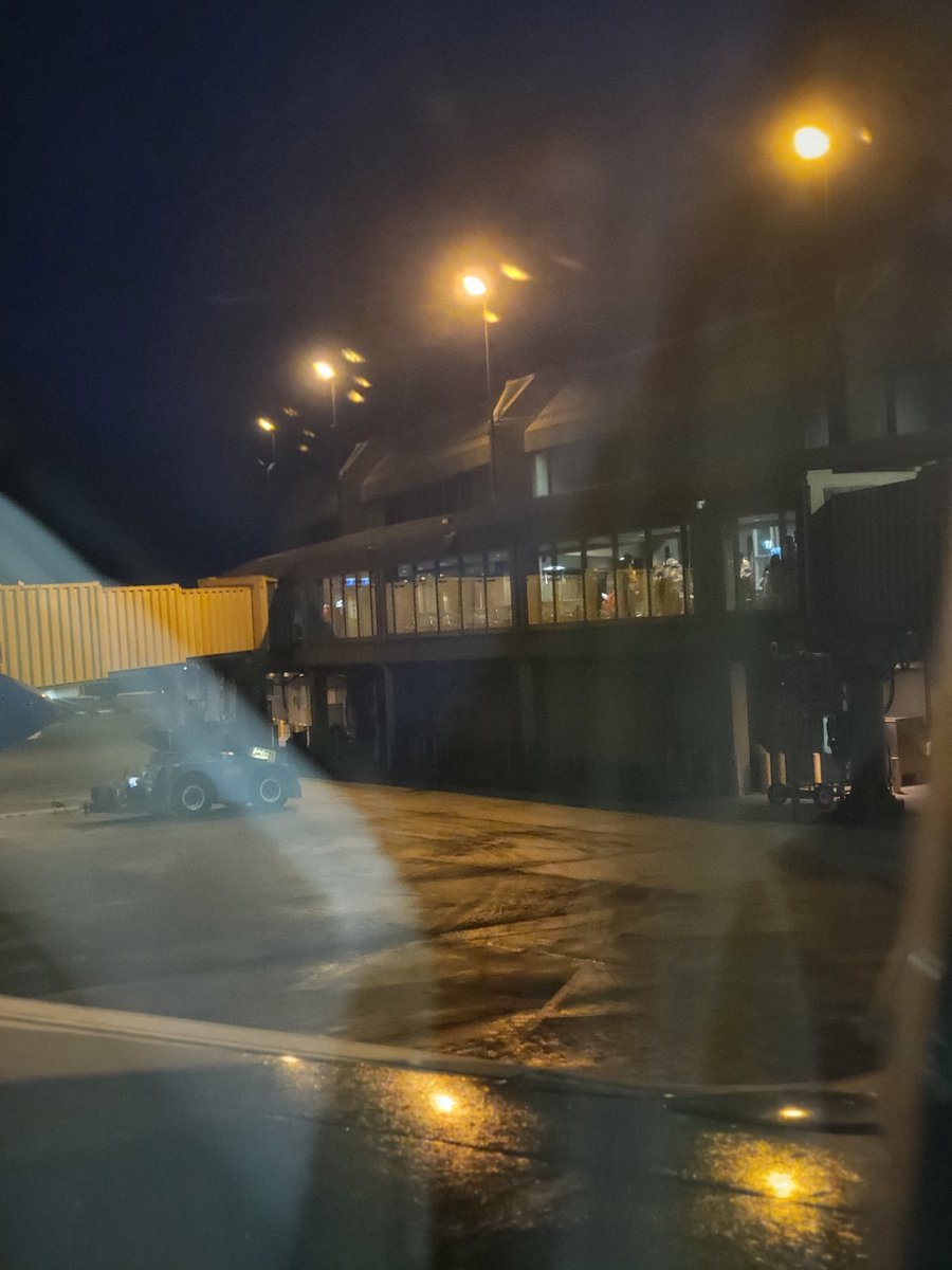 Greg Elliott tweet media