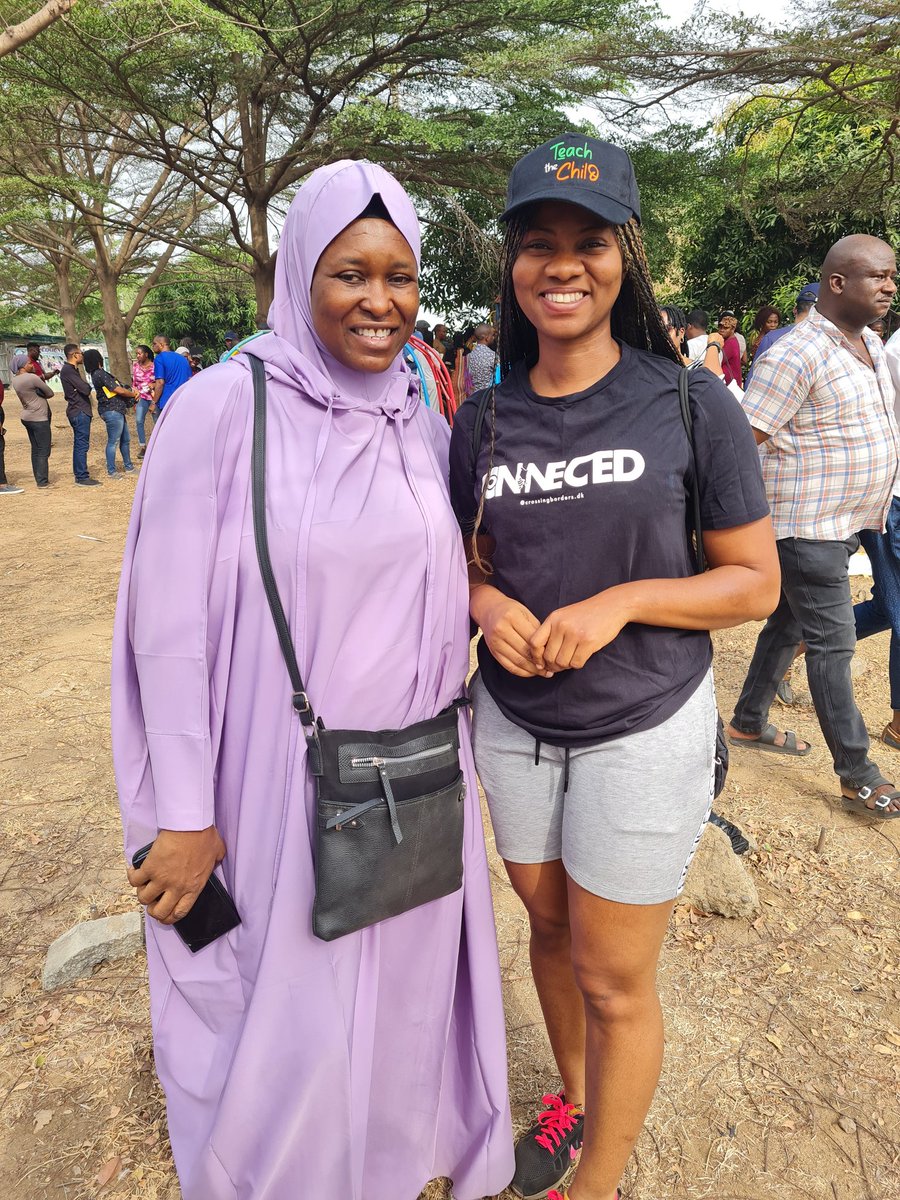 I.am.Pearl (@pearl_utuk) on Twitter photo Voters at my polling unit offerred INEC officials their power banks to use in charging BVAS🤣🤣🤣
Ain't nobody here to play!
#NigeriaDecides2023 #BVAS #ObidientMovement <a href="/AishaYesufu/">Aisha Yesufu</a> Voters at my polling unit offerred INEC officials their power banks to use in charging BVAS🤣🤣🤣
Ain't nobody here to play!
#NigeriaDecides2023 #BVAS #ObidientMovement <a href="/AishaYesufu/">Aisha Yesufu</a>