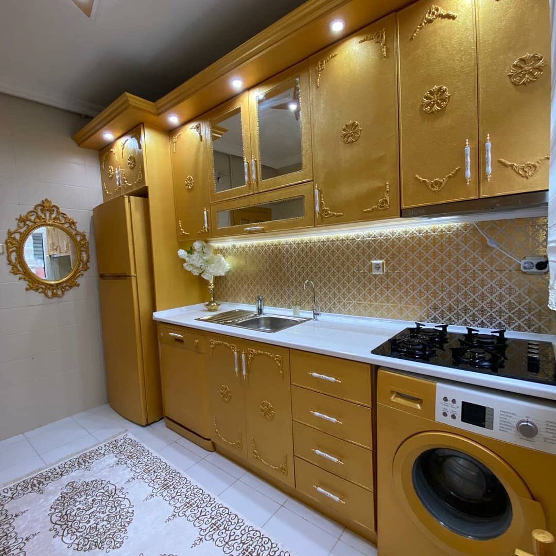 Gösteriş, bir insanın kültürel zayıflığını yansıtma halidir.