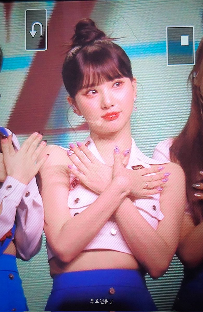 I_GFRIEND's tweet photo. 230225 홍콩팬���팅(Hong Kong Fan Meeting) 비비지(VIVIZ) 은하(EUNHA) 프리뷰 1

@GFRDofficial #은하 #EUNHA #PullUp #정은비 #ウナ #비비지 #VIVIZ @VIVIZ_official #홍콩팬미팅 #vividdayz https://t.co/D1SEctDJwX