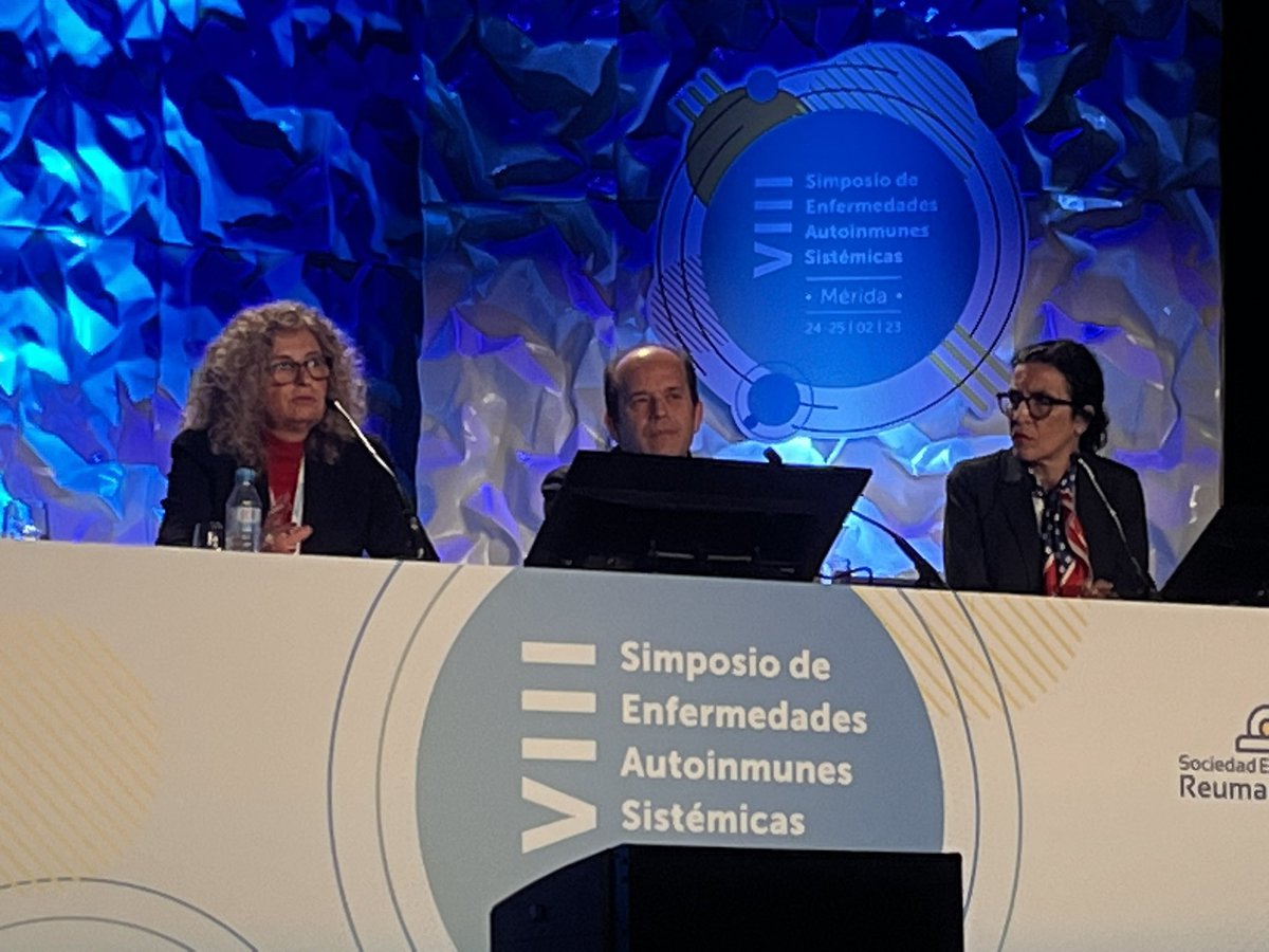 palomalefebvre's tweet photo. #EAS23 Presentación Máster en Enfermedades Autoinmunes Sistémicas 👏👏👏👏 de la Sociedad Española de #Reumatologia https://t.co/pNbTuuhhSY