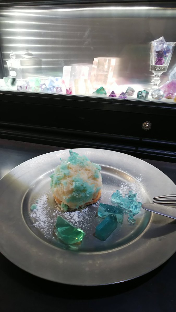 junky_k's tweet image. 昨日、鉱物barとTROZOさんに行ってきました！
どちらも行きたかった所なので、本当に幸せでした♥️
一緒に行ってくれたkururiさん、店主の皆様ありがとうございます🎵
詳しくは、げんかつぎさん後にあげます🎵
#鉱物Bar 
#TROZO