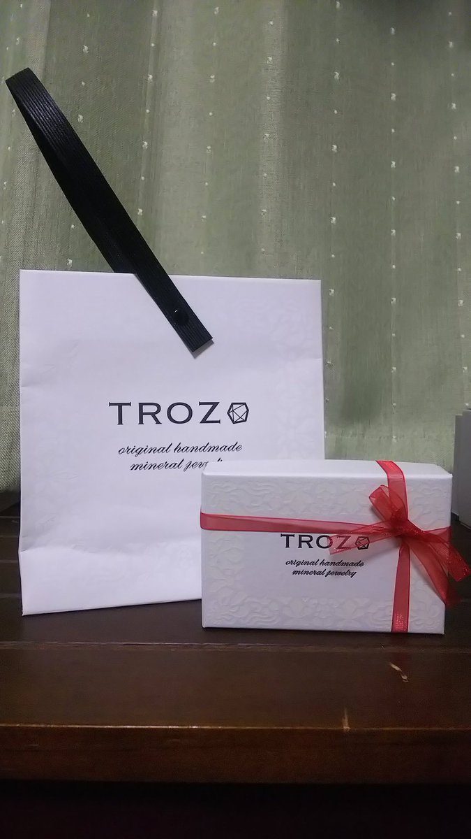 junky_k's tweet image. 昨日、鉱物barとTROZOさんに行ってきました！
どちらも行きたかった所なので、本当に幸せでした♥️
一緒に行ってくれたkururiさん、店主の皆様ありがとうございます🎵
詳しくは、げんかつぎさん後にあげます🎵
#鉱物Bar 
#TROZO