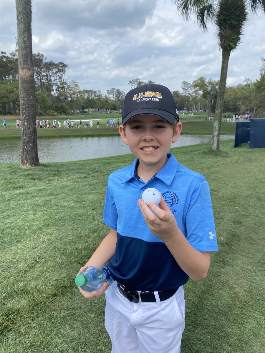 JasonHoane's tweet image. Thanks for the ball ⁦@Austin_smosmo⁩   Picked up a fan for life.