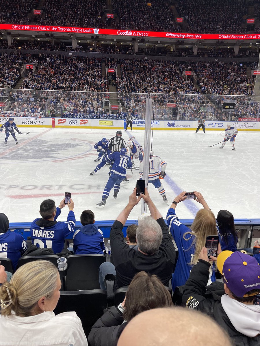 Go leafs go!!! If the Leafs don’t start to score a few the best game on ice tonight was in London. #brier2023
