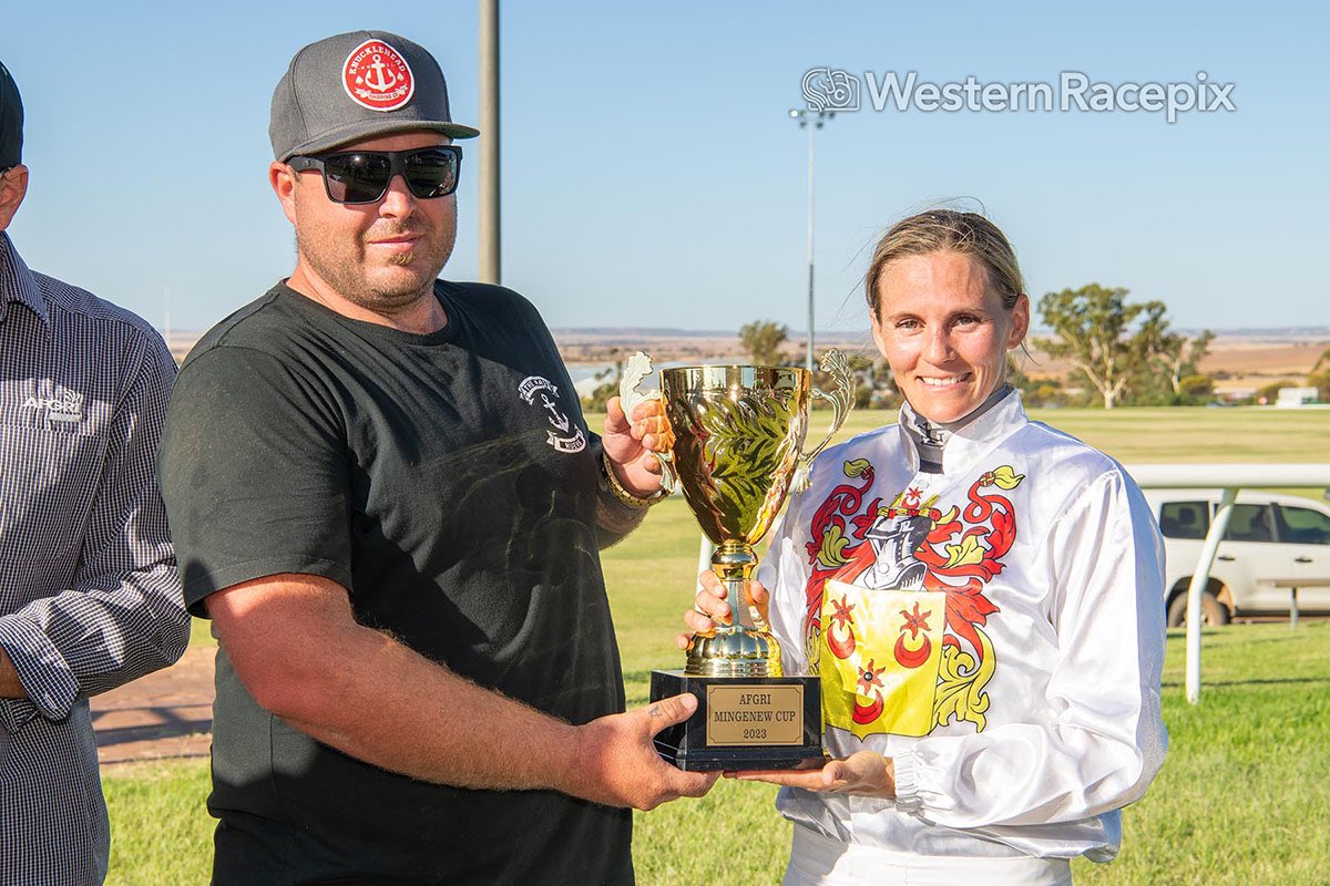 WesternRacepix's tweet photo. MIETTE STAR - 2023 AFGRI Equipment Mingenew Cup @MingenewRaces #WesternRacepix #WAracing

More 📸 https://t.co/XhRFkk00xX https://t.co/WSAGaxIc0S