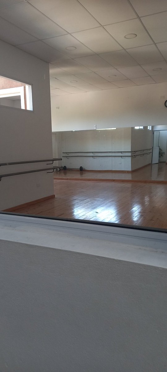 _ibrrx's tweet image. Hoy danzas🩰💖