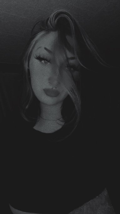 🖤 https://t.co/BTQTA8yks4