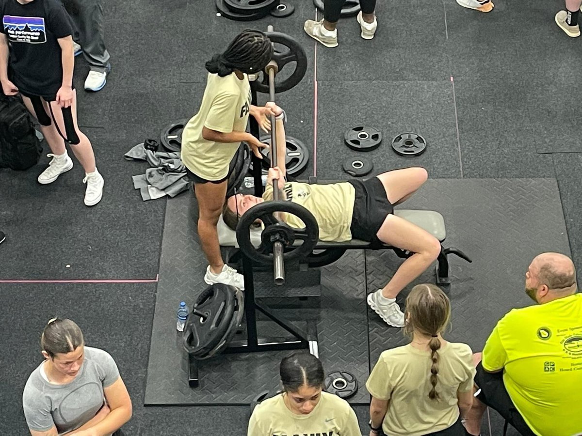 EmmaScott014's tweet photo. Had a blast competing at the State Weightlifting Competition this year! Our school got 2nd overall, and I placed 4th in the 130 pound weight class! Thank you to @Coach_Sikes for always pushing me to be my best! 🏋🏼‍♀️ @gapowerholland @RUSoftball22 @rusoftballrich https://t.co/yH3iwBXytK
