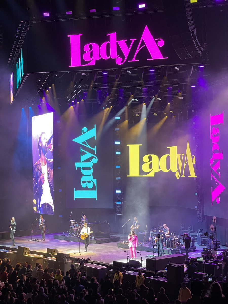 Day 2 of #C2CFestival London with #MattStell, #MorganEvans, #Midland &amp; #LadyA. An excellent day. 
#c2c #c2c2023 <a href="/C2Cfestival/">Country2Country</a>.