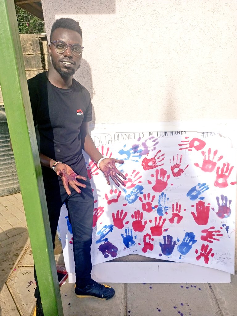 KaakaSpeaks's tweet photo. Becoming amongst that percentage that says yes, i pledge to protect the planet and its purely on our hands. Happened during IWD celebration @PACJA1 in Nairobi. https://t.co/hqmq8TtEKH