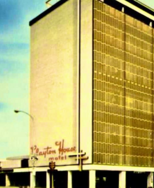 MadeInNeb's tweet image. Remember the roof top pool at the Clayton House Hotel on 10th &amp;amp; O in Lincoln?