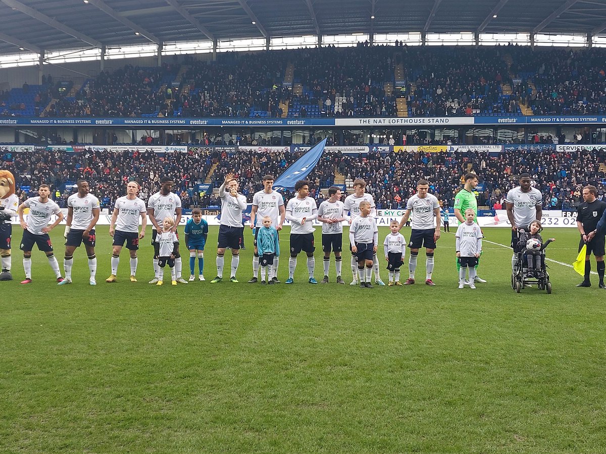 Kayleigh_1217's tweet image. Thank You @OfficialBWFC @BWJuniorWhites for making this happen. What an amazing mascot experience, and how lucky getting to carry the match ball onto the pitch. Thank you to Rico for pushing Jack!  Honestly the best club ever! 💙

@lpftweets #IWasThere #UniteForAccess