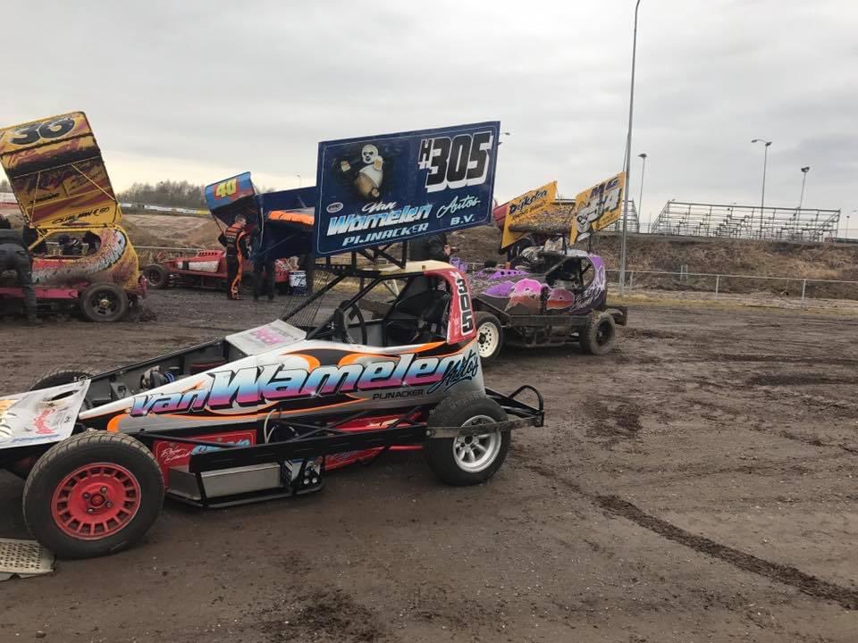 5years ago it was little and big panda… this year we will be fighting pandas on track together🐼🐼😘 <a href="/Sierd_54/">Sierd de Vries</a>