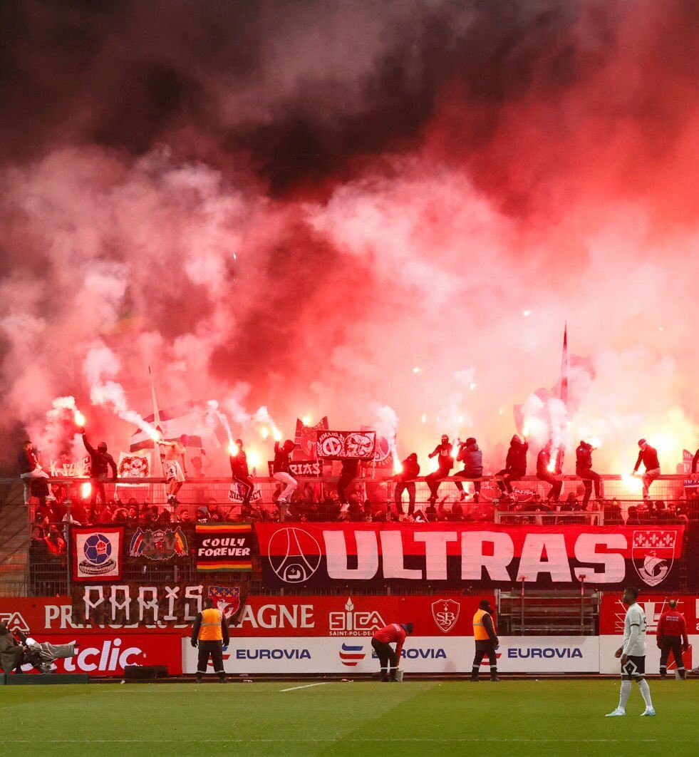 Virage Auteuil 1991 on Twitter "SB29PSG 🔴🔵 VIRAGE AUTEUIL"