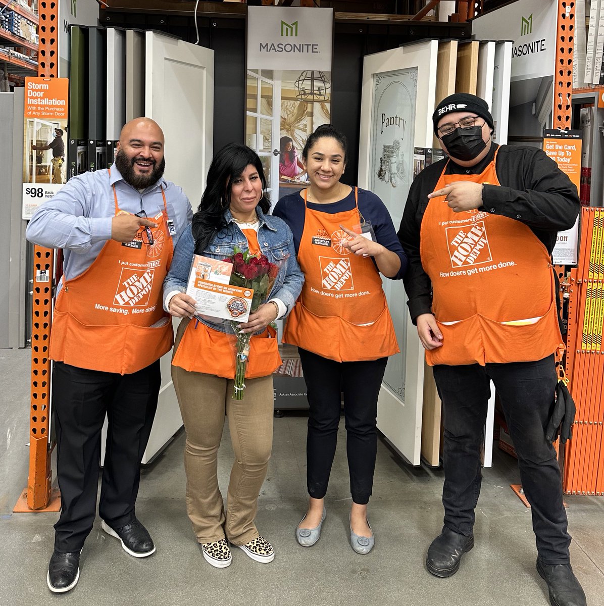 Congratulations to Georgi for her achievement on becoming Specialist of the Month! 💐 Georgi shows her passion for growing the specialty business EVERYDAY. Thank you for all that you do 💜