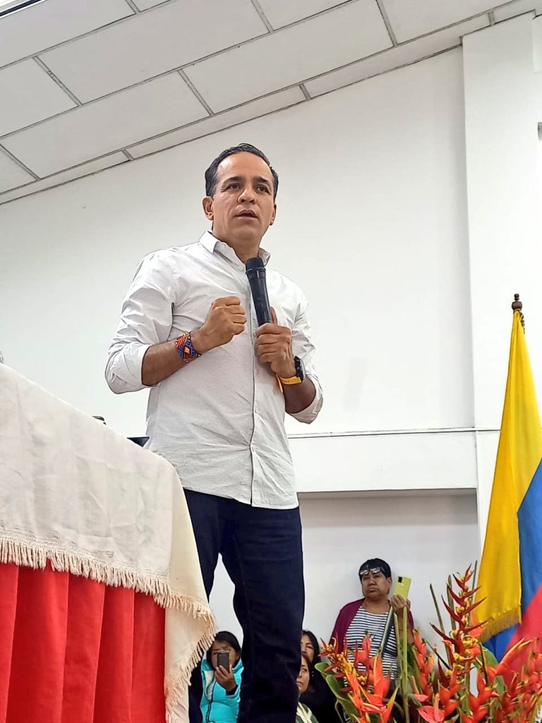 brisasinviento's tweet photo. El Senador @AlexLopezMaya explica los acuerdos suscritos entre las Madres Comunitarias y el Gobierno del Cambio, los cuales dignifican nuestro trabajo y garantizan unas mejores condiciones para nuestra niñez. https://t.co/zHqSh4nZS5
