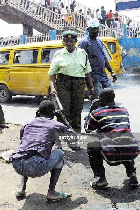 oma_melar's tweet photo. @GazetteNGR The worst is KAI (kick against indiscipline)
These local officers destroy peoples goods,intimidate hawkers and drag people on the road without  confirming if you used the bridge or not.
They seize your good and you pay thousands to release your goods from their office https://t.co/oBuJRuynmu