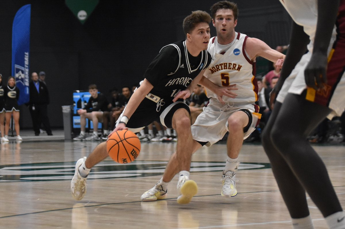 Final score <a href="/ESUMensBBall/">Emporia State Basketball</a> gets their first NCAA Tournament win with a 72-51 victory over Northern State. Long with 18 points, 8 reb, 4 assists; Buom with 16 points. ESU plays UMD on Sunday in regional semifinals #StingersUp