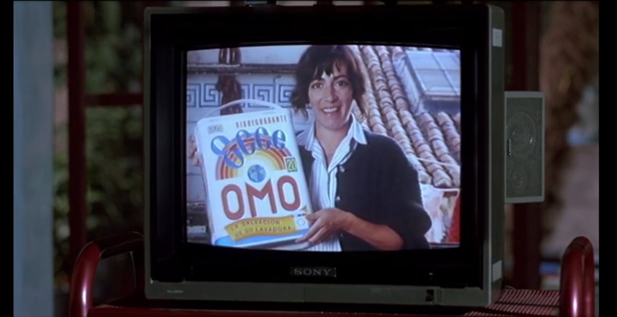 hombrepicaraza's tweet image. Un año de cine (70)
Mujeres al Borde de un Ataque de Nervios.
Ojalá los anuncios de Almodóvar hubiesen sido reales... Este Ecce Homo sí que molaba... "Soy la madre del famoso asesino de Cuatro Caminos"

#intentando
#unfotogramaaldía
#unañodecine
#MujeresAlBordeDeUnAtaqueDeNervios